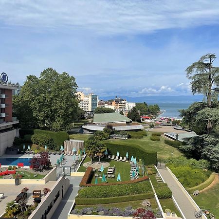 Hilton Evian Les Bains Hotell Exteriör bild