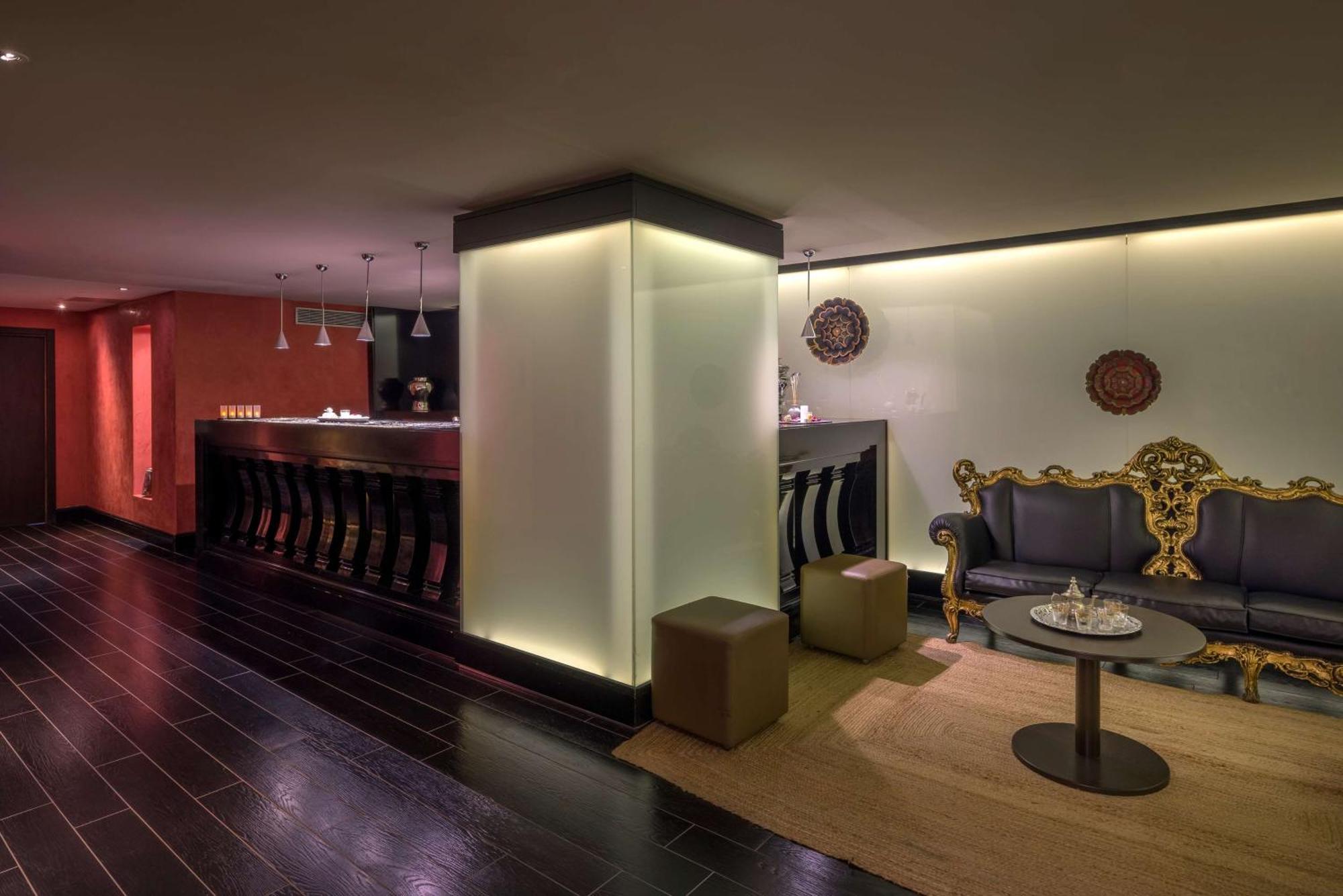 Hilton Evian Les Bains Hotell Exteriör bild