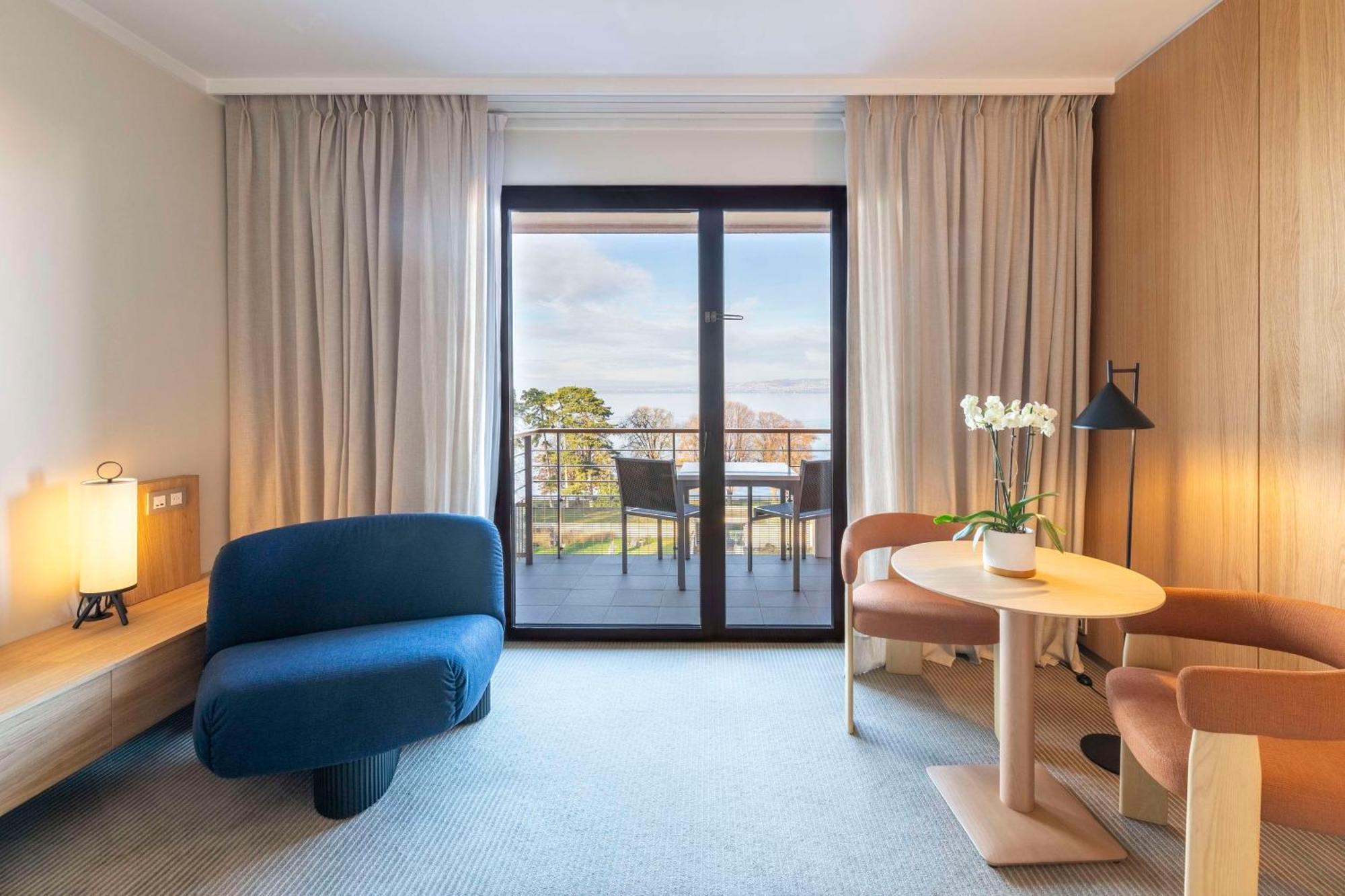 Hilton Evian Les Bains Hotell Exteriör bild