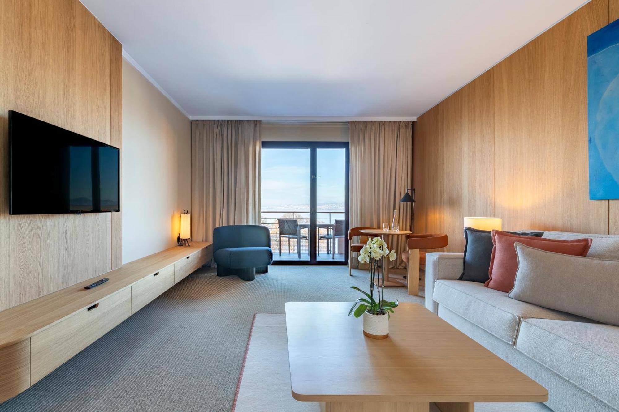 Hilton Evian Les Bains Hotell Exteriör bild